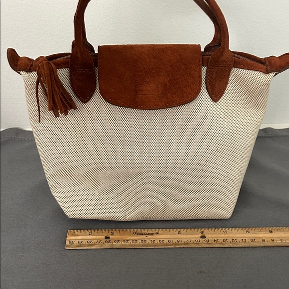 Vintage Longchamp Paris Cream Canvas Tote with Brown Suede Trim and Tassel - Picture 8 of 13